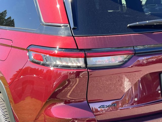 2025 Jeep Grand Cherokee Altitude X 4x4