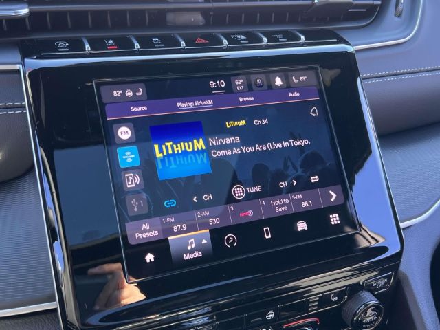 2025 Jeep Grand Cherokee Altitude X 4x4