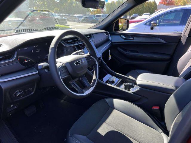 2025 Jeep Grand Cherokee Altitude X 4x4