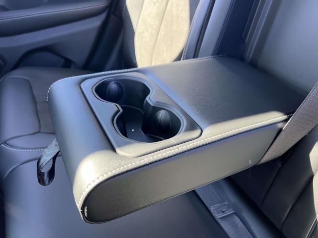 2025 Jeep Grand Cherokee Altitude X 4x4