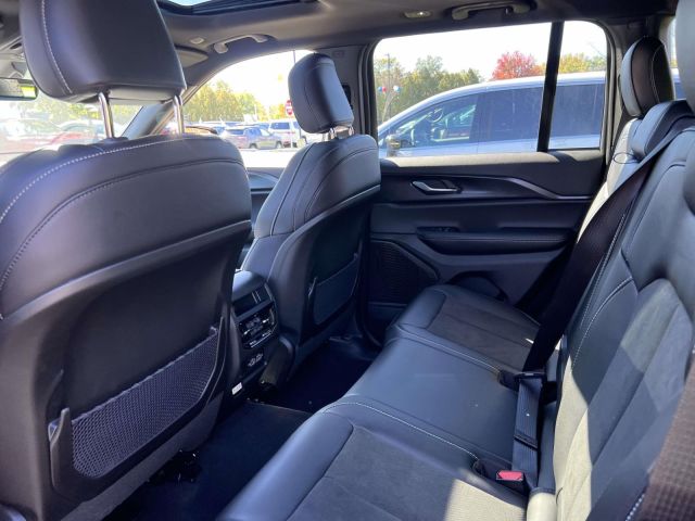 2025 Jeep Grand Cherokee Altitude X 4x4