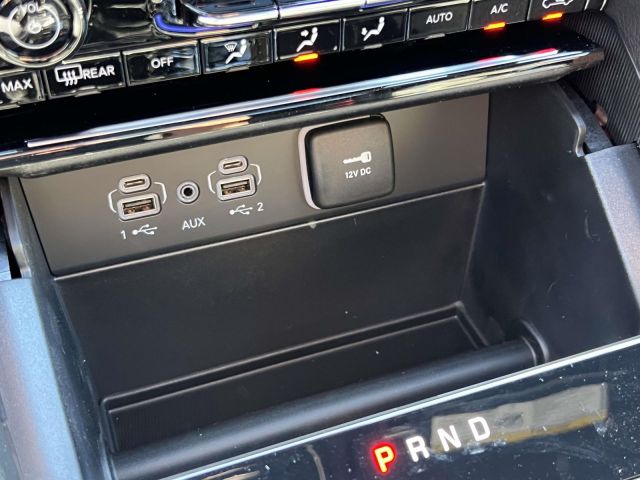 2025 Jeep Grand Cherokee Laredo X 4x4
