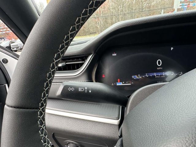 2025 Jeep Grand Cherokee Laredo X 4x4