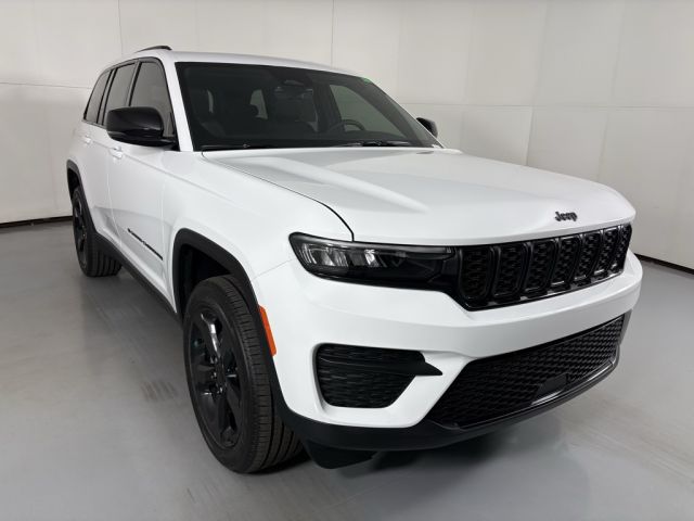 2025 Jeep Grand Cherokee Laredo 2025 Jeep Grand Cherokee Laredo