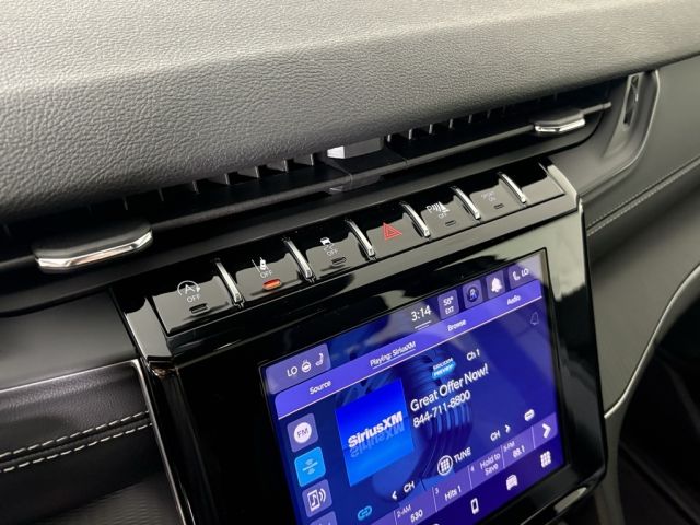 2025 Jeep Grand Cherokee Laredo 2025 Jeep Grand Cherokee Laredo