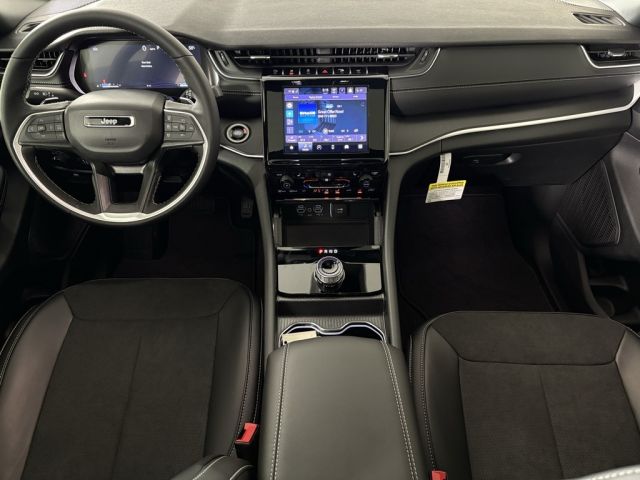 2025 Jeep Grand Cherokee Laredo 2025 Jeep Grand Cherokee Laredo