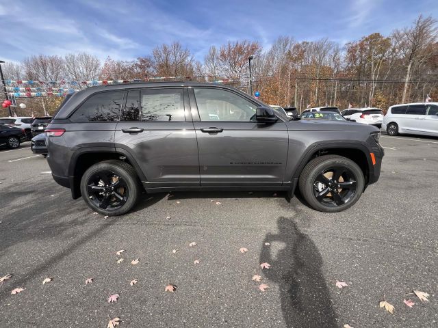 2025 Jeep Grand Cherokee Altitude X 4x4