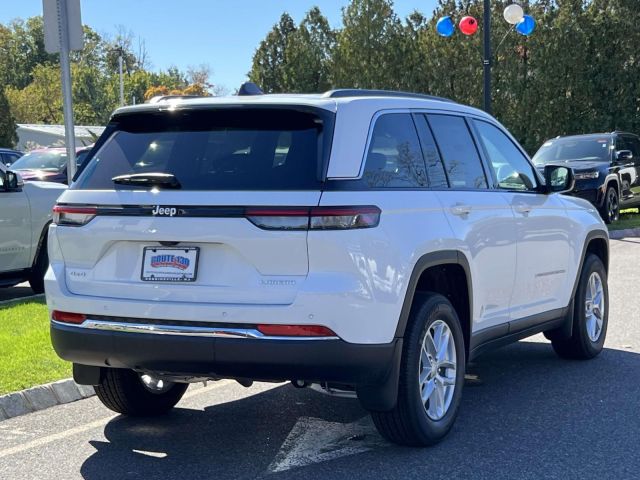 2025 Jeep Grand Cherokee Laredo X 4x4 2025 Jeep Grand Cherokee Laredo X 4x4