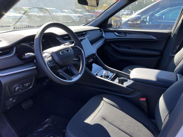 2025 Jeep Grand Cherokee Laredo X 4x4 2025 Jeep Grand Cherokee Laredo X 4x4