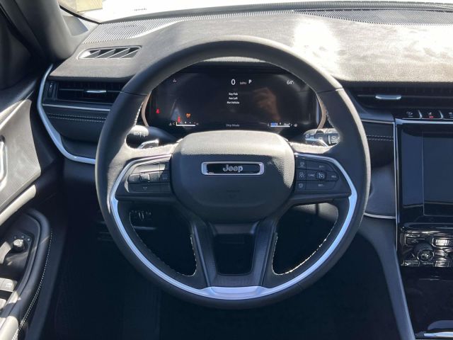 2025 Jeep Grand Cherokee Laredo X 4x4 2025 Jeep Grand Cherokee Laredo X 4x4