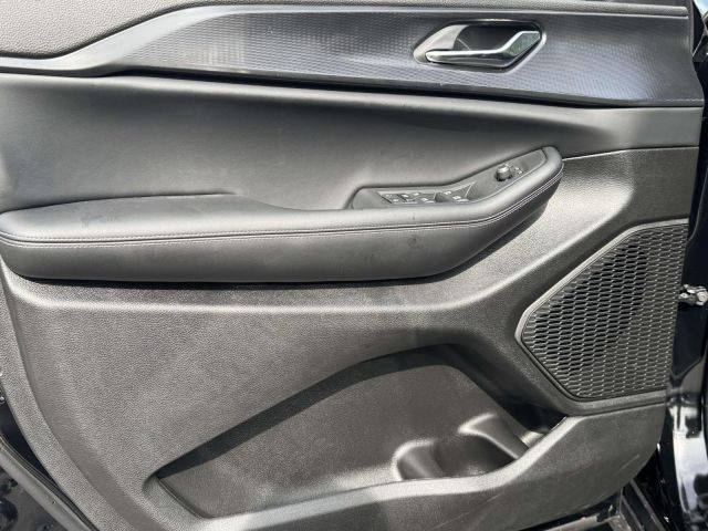 2025 Jeep Grand Cherokee Laredo X 4x4