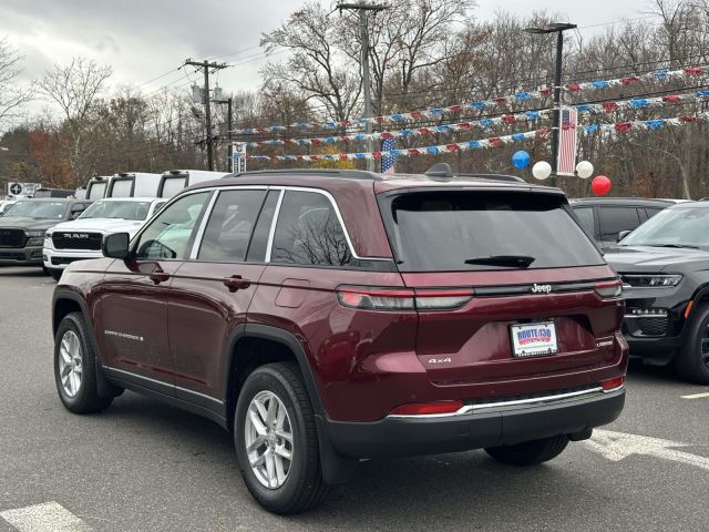 2025 Jeep Grand Cherokee LAREDO X 4X4 2025 Jeep Grand Cherokee LAREDO X 4X4