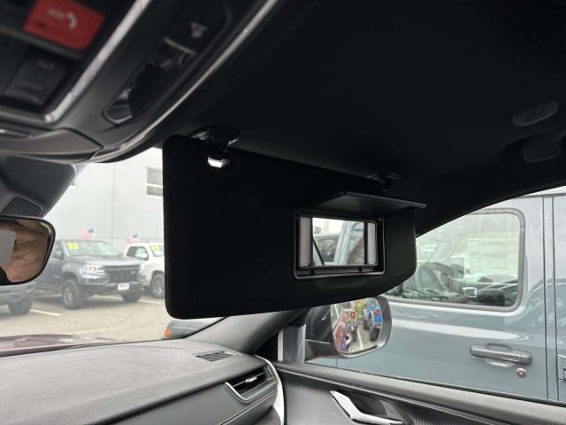 2025 Jeep Grand Cherokee LAREDO X 4X4 2025 Jeep Grand Cherokee LAREDO X 4X4