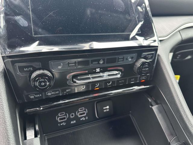 2025 Jeep Grand Cherokee LAREDO X 4X4 2025 Jeep Grand Cherokee LAREDO X 4X4