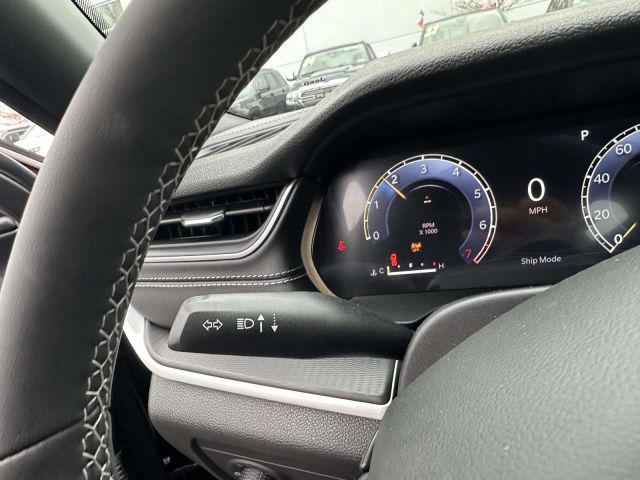 2025 Jeep Grand Cherokee LAREDO X 4X4 2025 Jeep Grand Cherokee LAREDO X 4X4