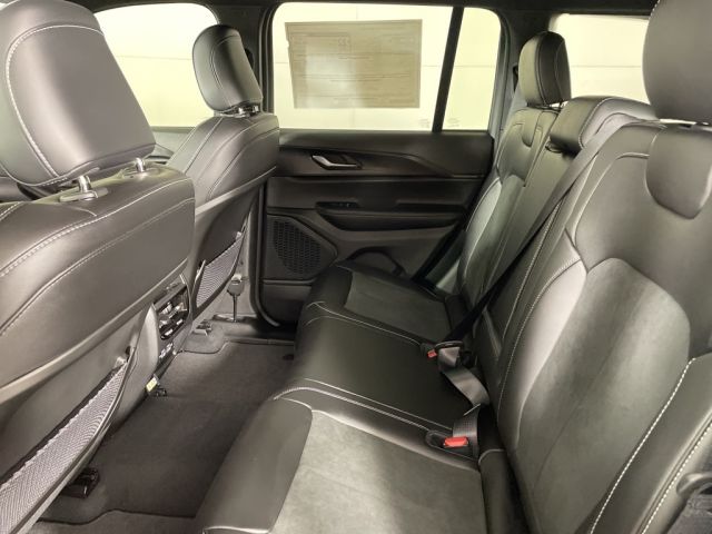 2025 Jeep Grand Cherokee Laredo 2025 Jeep Grand Cherokee Laredo