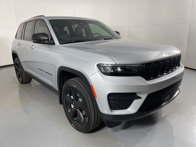 2025 Jeep Grand Cherokee Laredo 2025 Jeep Grand Cherokee Laredo
