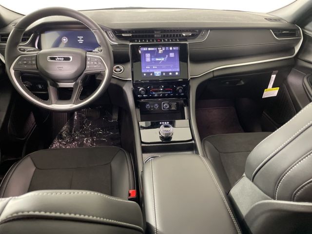 2025 Jeep Grand Cherokee Laredo 2025 Jeep Grand Cherokee Laredo