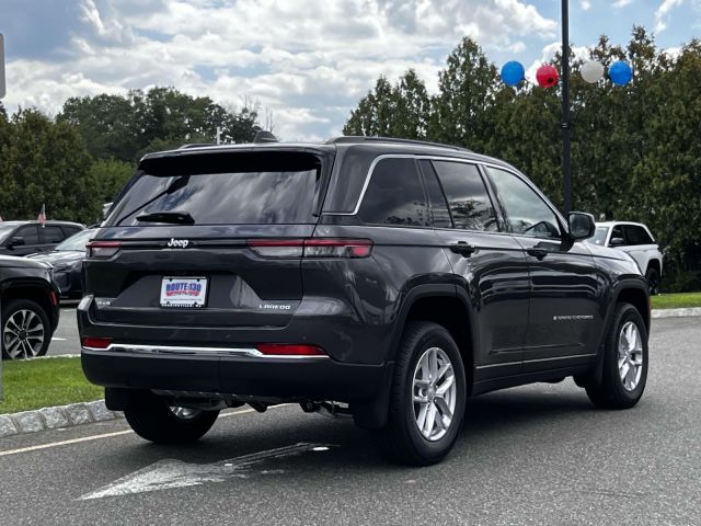 2025 Jeep Grand Cherokee Laredo X 4x4