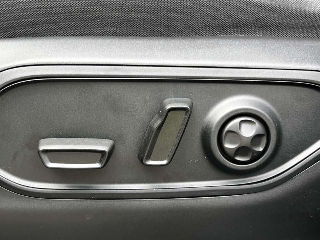 2025 Jeep Grand Cherokee Laredo X 4x4