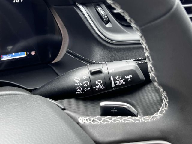 2025 Jeep Grand Cherokee Laredo X 4x4