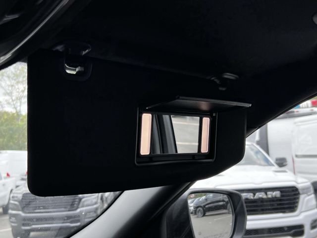 2025 Jeep Grand Cherokee Laredo X 4x4