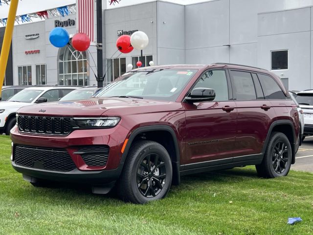 2025 Jeep Grand Cherokee Altitude X 4x4