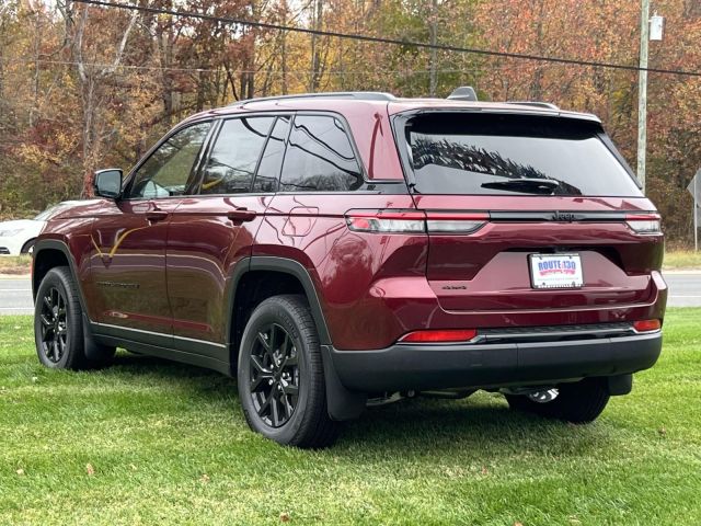 2025 Jeep Grand Cherokee Altitude X 4x4