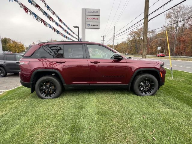 2025 Jeep Grand Cherokee Altitude X 4x4