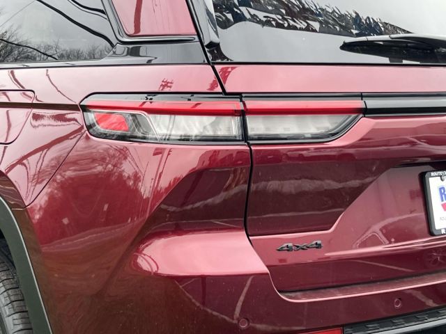 2025 Jeep Grand Cherokee Altitude X 4x4