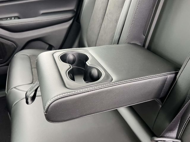 2025 Jeep Grand Cherokee Altitude X 4x4