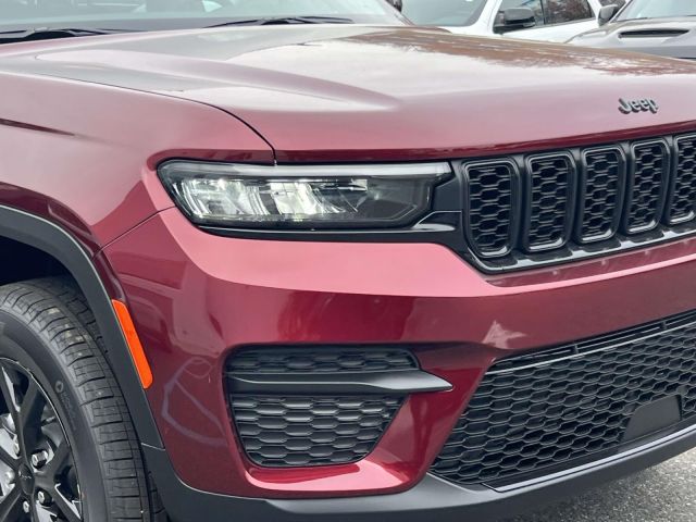 2025 Jeep Grand Cherokee Altitude X 4x4