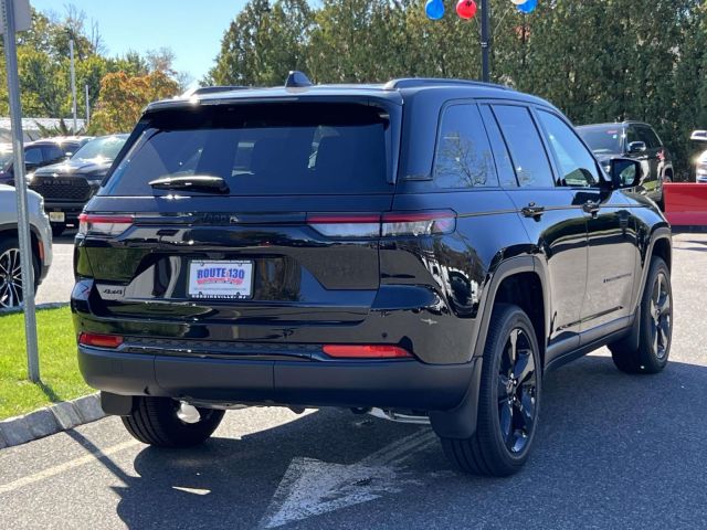 2025 Jeep Grand Cherokee Altitude X 4x4