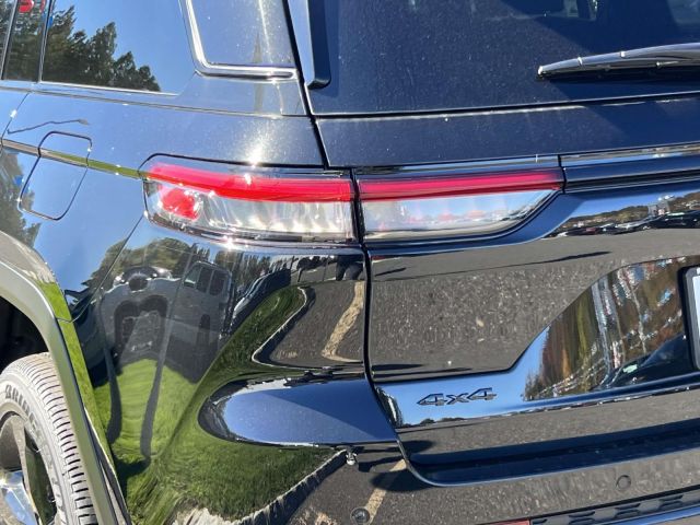 2025 Jeep Grand Cherokee Altitude X 4x4