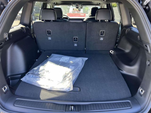 2025 Jeep Grand Cherokee Altitude X 4x4