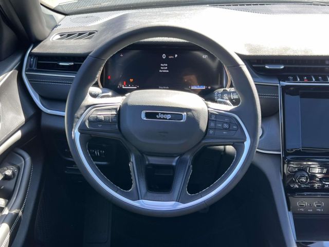 2025 Jeep Grand Cherokee Altitude X 4x4