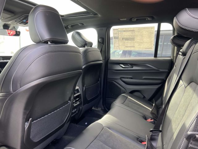 2025 Jeep Grand Cherokee Altitude X 4x4 2025 Jeep Grand Cherokee Altitude X 4x4