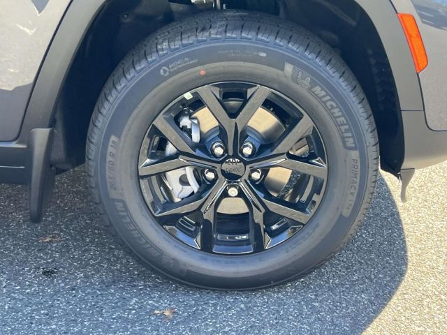 2025 Jeep Grand Cherokee Altitude X 4x4