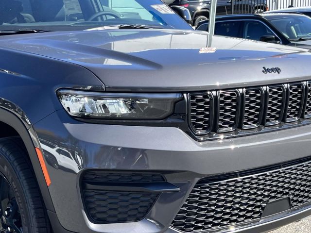 2025 Jeep Grand Cherokee Altitude X 4x4