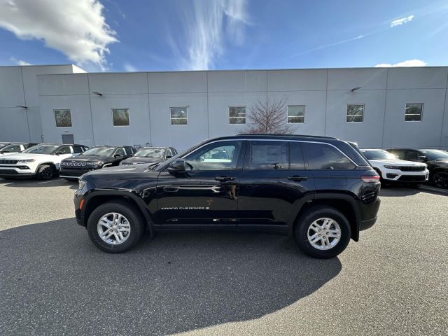 2025 Jeep Grand Cherokee Laredo 4x4 2025 Jeep Grand Cherokee Laredo 4x4