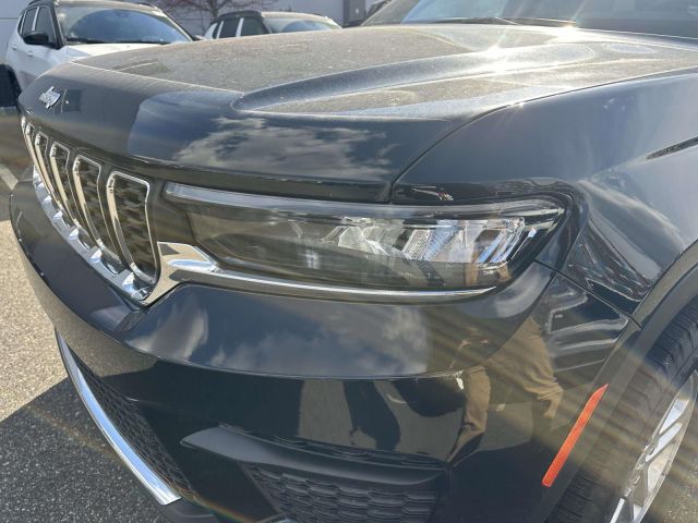 2025 Jeep Grand Cherokee Laredo 4x4 2025 Jeep Grand Cherokee Laredo 4x4