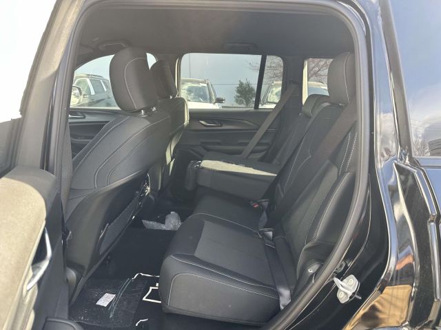 2025 Jeep Grand Cherokee Laredo 4x4 2025 Jeep Grand Cherokee Laredo 4x4