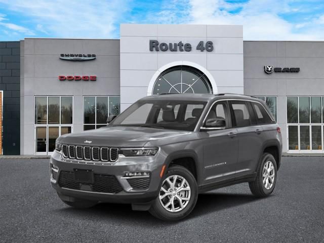2025 Jeep Grand Cherokee Laredo X 4x4