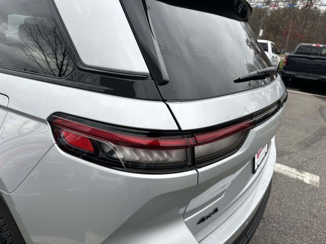 2025 Jeep Grand Cherokee LIMITED 4X4 2025 Jeep Grand Cherokee LIMITED 4X4