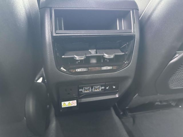 2025 Jeep Grand Cherokee LIMITED 4X4 2025 Jeep Grand Cherokee LIMITED 4X4