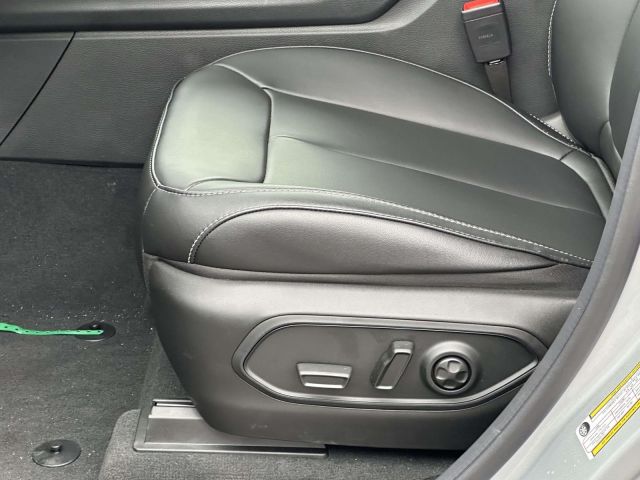 2025 Jeep Grand Cherokee LIMITED 4X4 2025 Jeep Grand Cherokee LIMITED 4X4