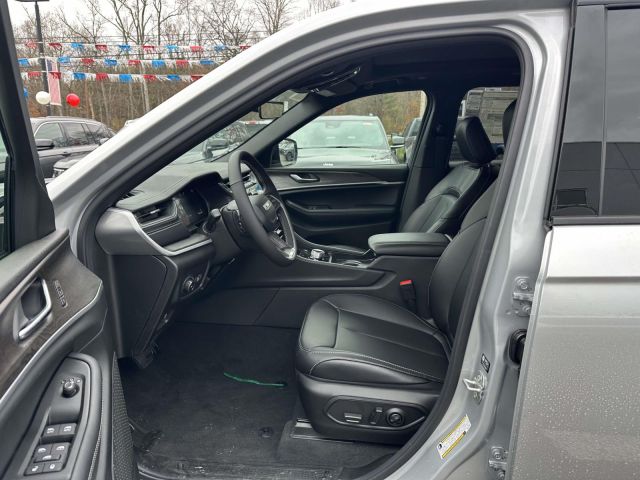 2025 Jeep Grand Cherokee LIMITED 4X4 2025 Jeep Grand Cherokee LIMITED 4X4