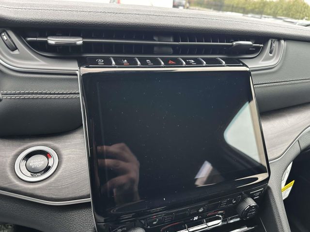 2025 Jeep Grand Cherokee LIMITED 4X4 2025 Jeep Grand Cherokee LIMITED 4X4