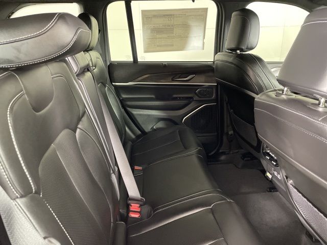 2025 Jeep Grand Cherokee Limited 2025 Jeep Grand Cherokee Limited