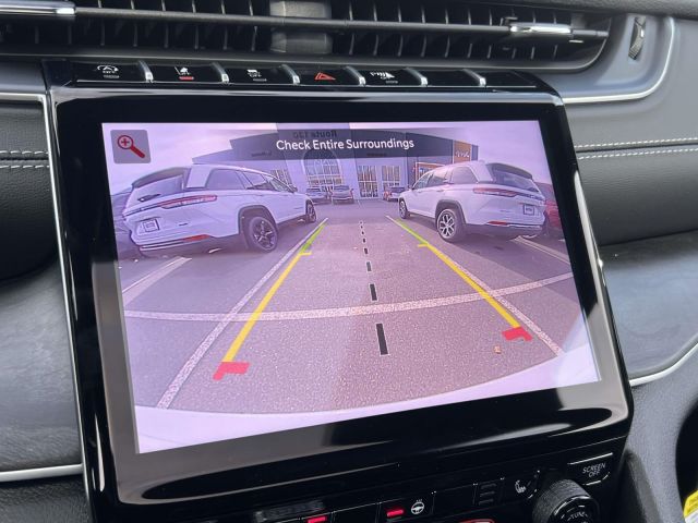 2025 Jeep Grand Cherokee Limited 4x4 2025 Jeep Grand Cherokee Limited 4x4